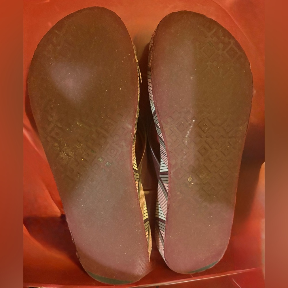 Tory Burch Pink and Purple Sandals with Metallic Accents - Picture 4 of 8